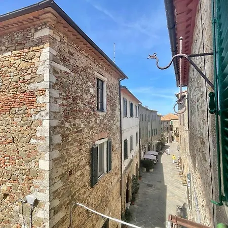 La Casa Di Nonna Libia Vicino Saturnia 度假居 *